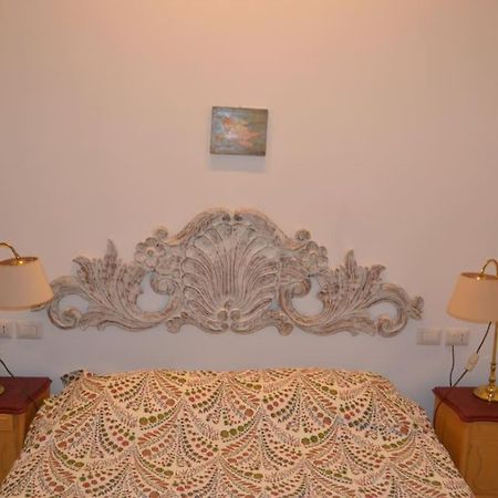 Casa Luciano Al San Carlo Apartment Naples Luaran gambar