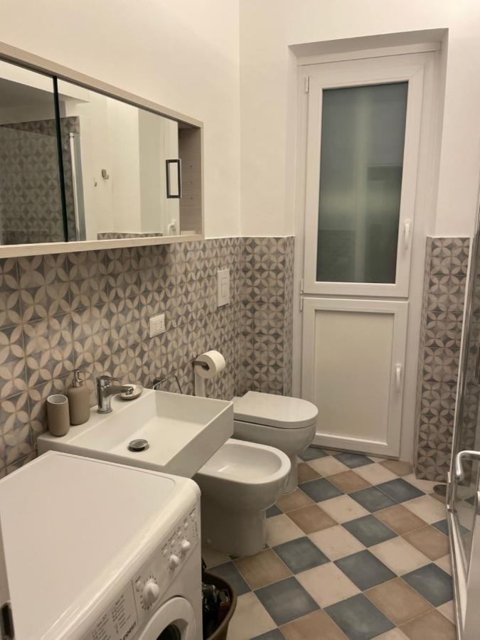 Casa Luciano Al San Carlo Apartment Naples Luaran gambar